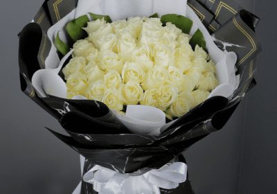 hand bouquet of white roses