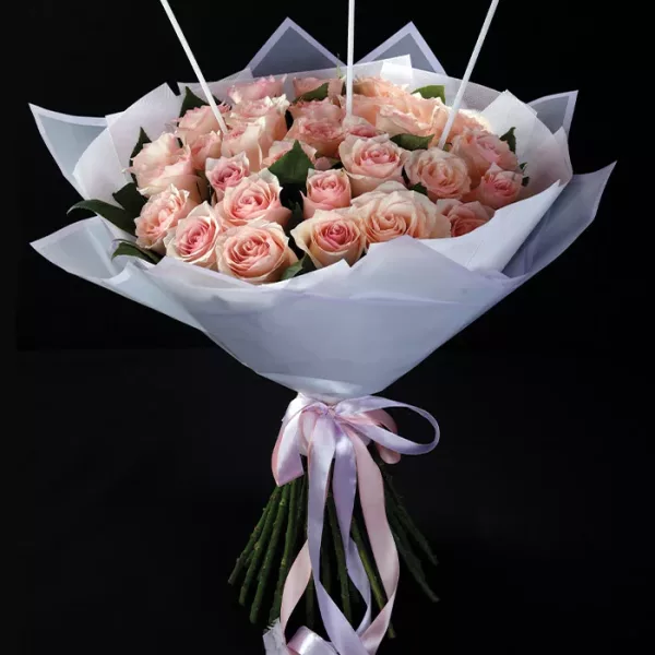 handbouquet with breast cancer balloons 1 jpg