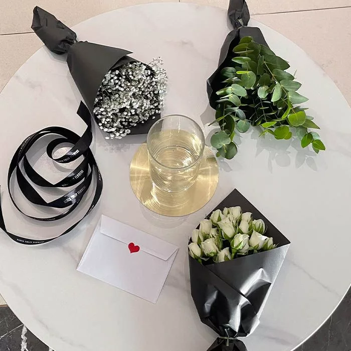 impressive customised flower gift box white spray roses 1 1 jpg
