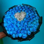 love_in_blue_rose_bouquet_3_.jpg