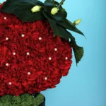majestic_strawberry_flower_box_3_.jpg