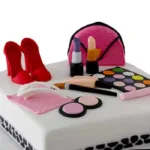 makeup_kit_cake_2_.jpg