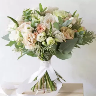 Pastel Hand Bouquet Online