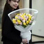 pink_yellow_tulips.jpg