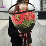 red_tulips_20_stems_1.jpg