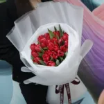 red_tulips_bouquet_1.jpg