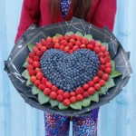 strawberry_and_blueberry_in_black_marble_wrap_1.jpg