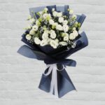 white-lisianthus-bouquet.png