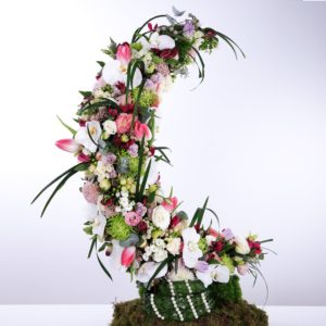 Artistic Moonlight flower arrangement by Black Tulip Flowers
