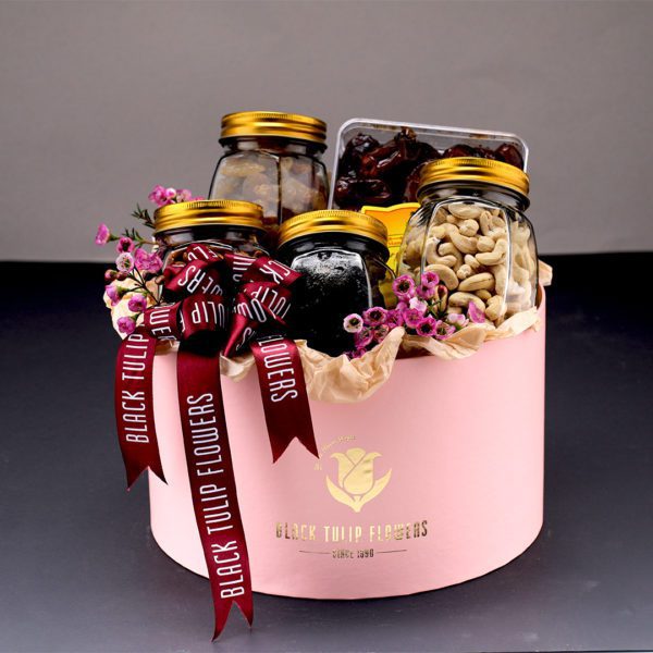 Appetizing Pink Hamper Box