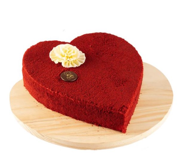 Red velvet heart cake