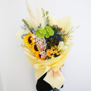Simply Alluring Bouquet by Black Tulip Flowers