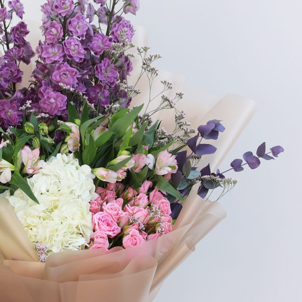 Simply Gorgeous Bouquet by Black Tulip Flowers