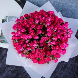Striking Pink Rose Bouquet by Black Tulip Flowers