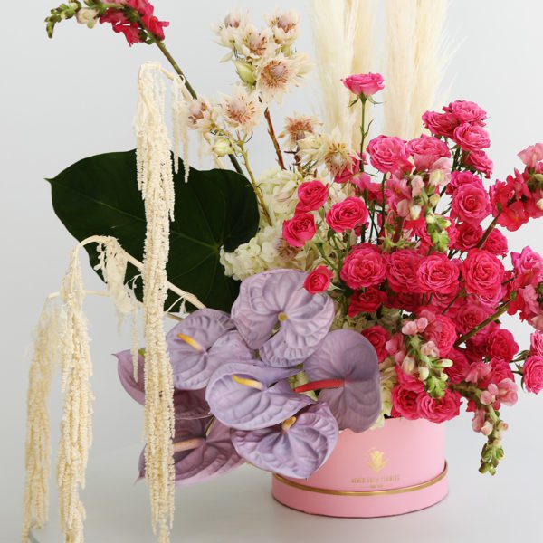 Sweet Lilac flower box by Black Tulip Flowers