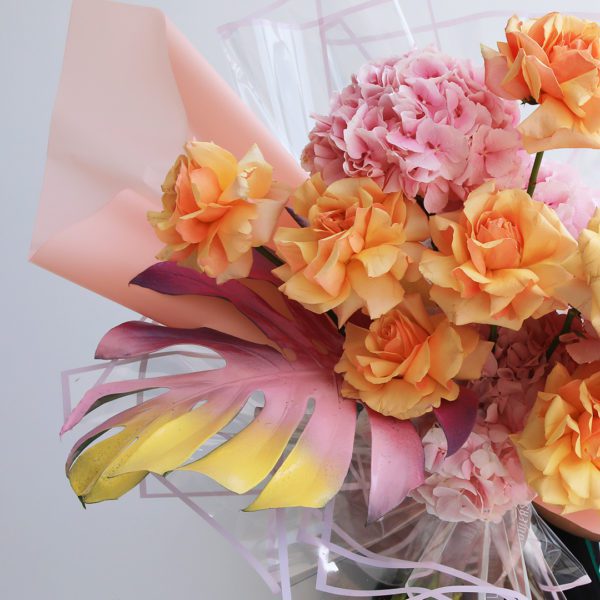 Sweet Lush bouquet by Black Tulip Flowers