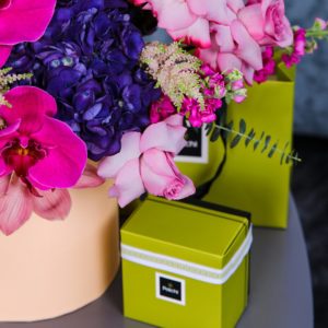 Sweet Superior flower box with Patchi by Black Tulip Flowers.