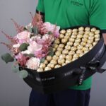 chocolate_box_with_pink_flowers_1