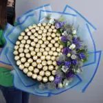 ferrero_bouquet_with_blue_flowers