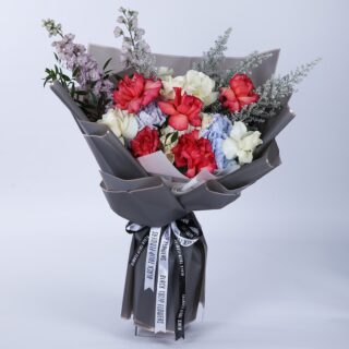 Classic Combination bouquet by Black Tulip Flowers