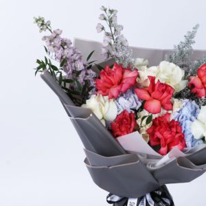 Classic Combination bouquet by Black Tulip Flowers