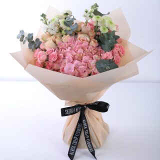 Lovely Bouquet by Black Tulip Flowers