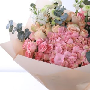 Lovely Bouquet by Black Tulip Flowers
