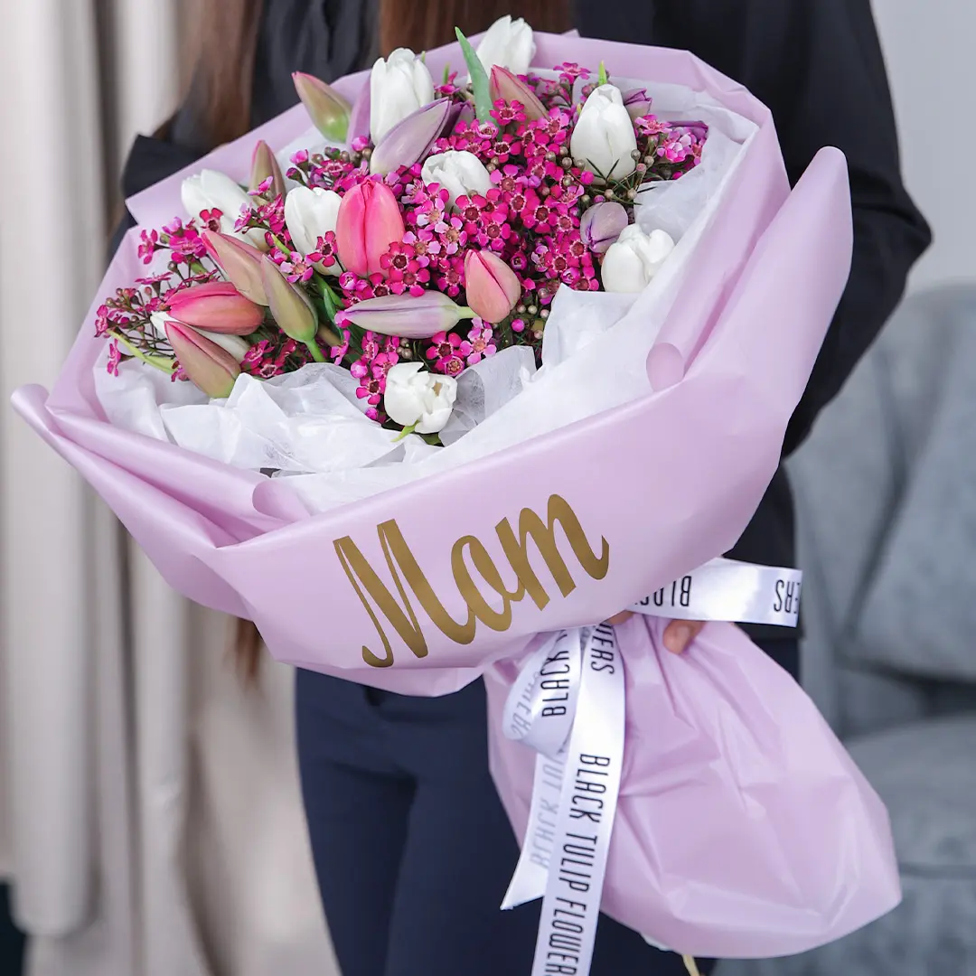 Flower bouquet for best sale mom