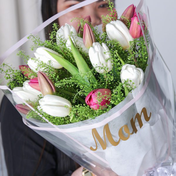 MOM Tulips Bouquet