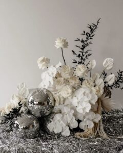 white flower party newyear