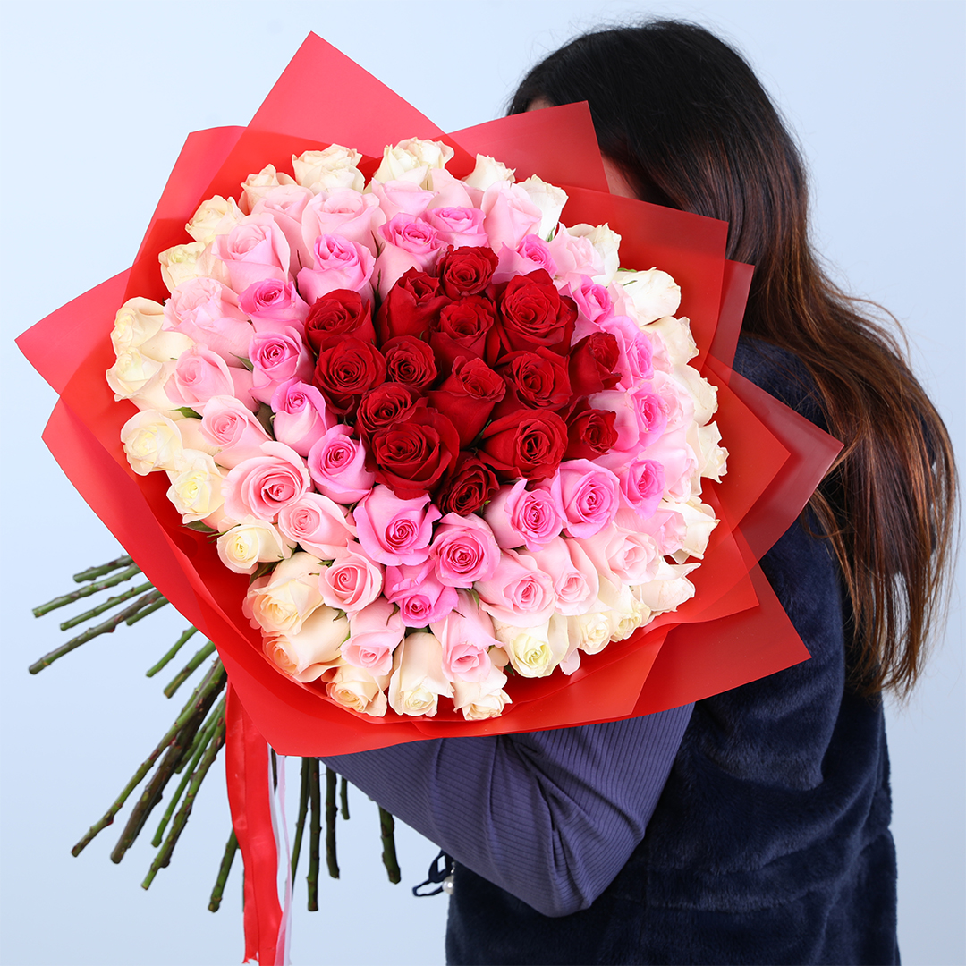 Heart Center Roses Heart Rose Bouquet | Red & Pink Roses for Valentine’s Day