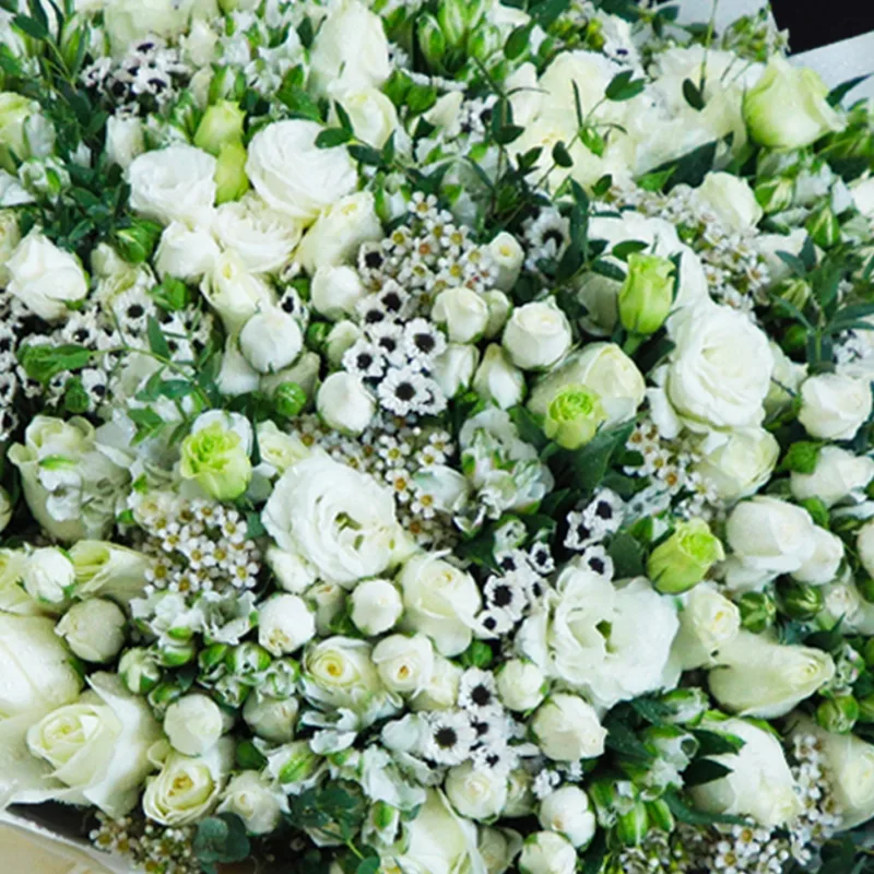 fresh white charm bouquet 04