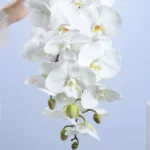 ivory-wedding-arrangement_03
