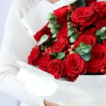 Luxury Rose Raffaello Cake Combo 5 luxury-rose-raffaello-cake-combo_05