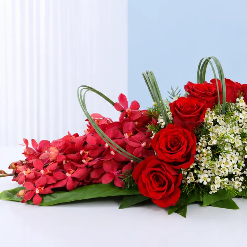 red floral table decor 03