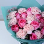 dual-rose-carnation-arrangement_05