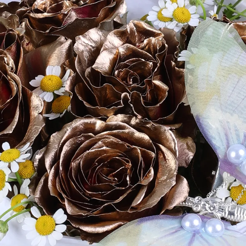 golden-butterfly-rose-round-box_05 golden butterfly rose round box 05
