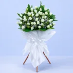 White Rose Tribute Stand 1 white-rose-tribute-stand