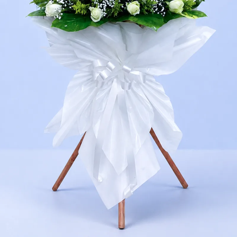 white-rose-tribute-stand_03 white rose tribute stand 03